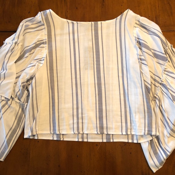 NWT Romeo + Juliet couture size M crop top - Picture 5 of 7